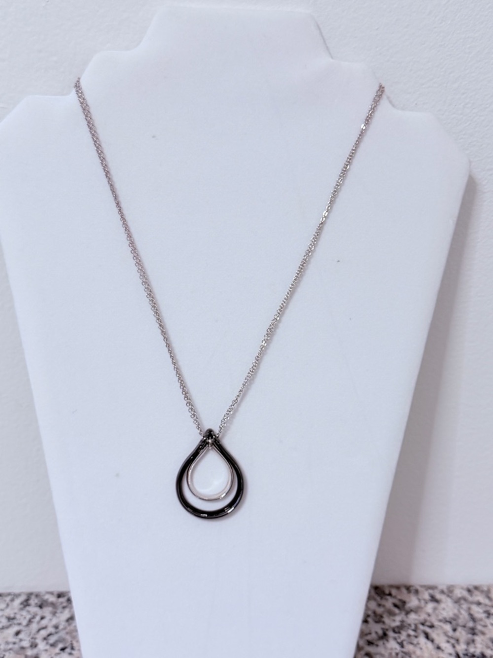 Lia Sophia Teardrop Pendant Adjustable Silvertone 54767 Silver Tone NEW